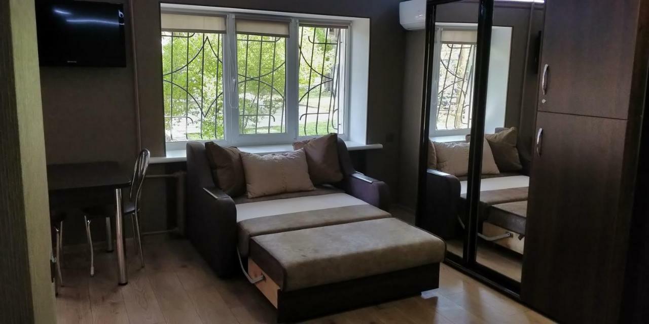Loft-Студио В Самом Центре Николаева Apartment Bagian luar foto
